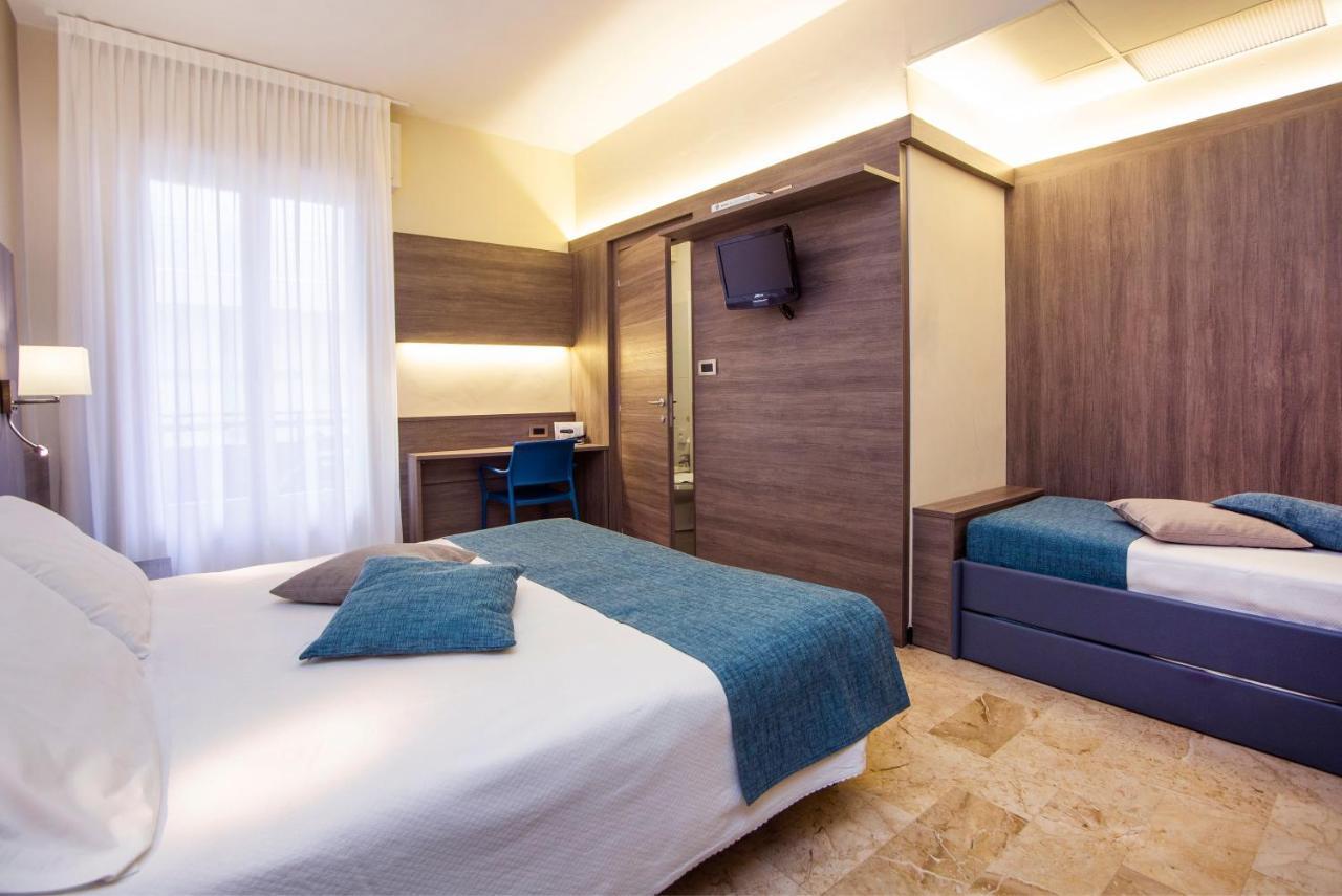 Hotel Mediterranée Spotorno Esterno foto