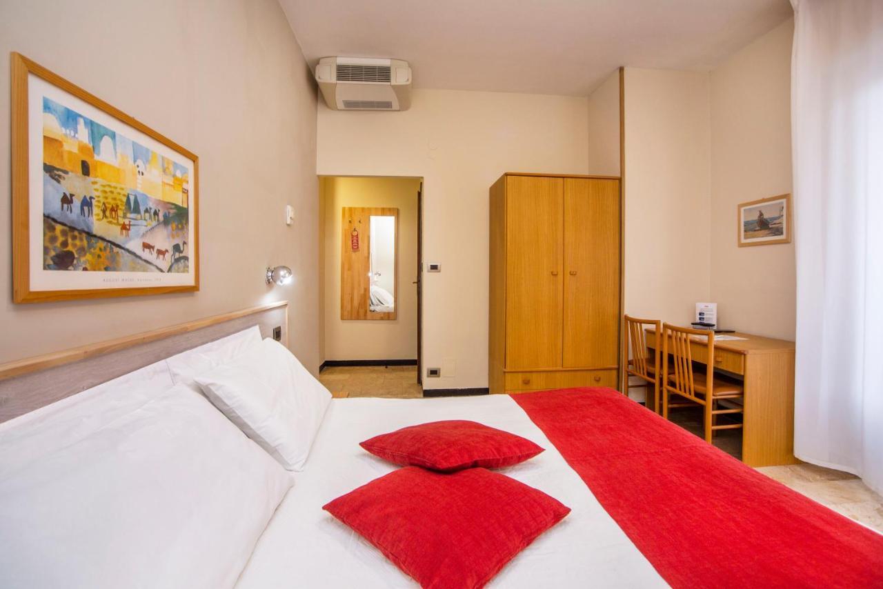 Hotel Mediterranée Spotorno Esterno foto