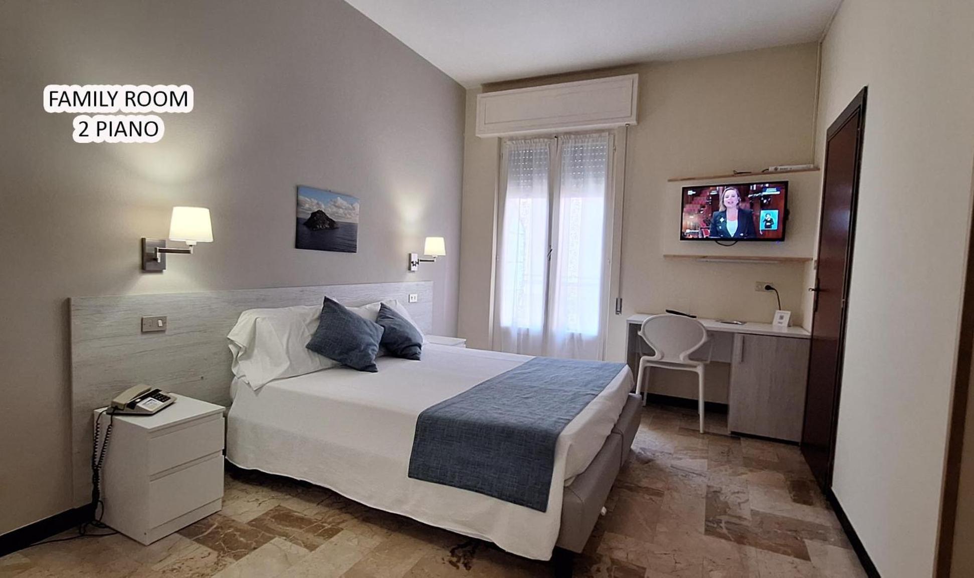 Hotel Mediterranée Spotorno Esterno foto
